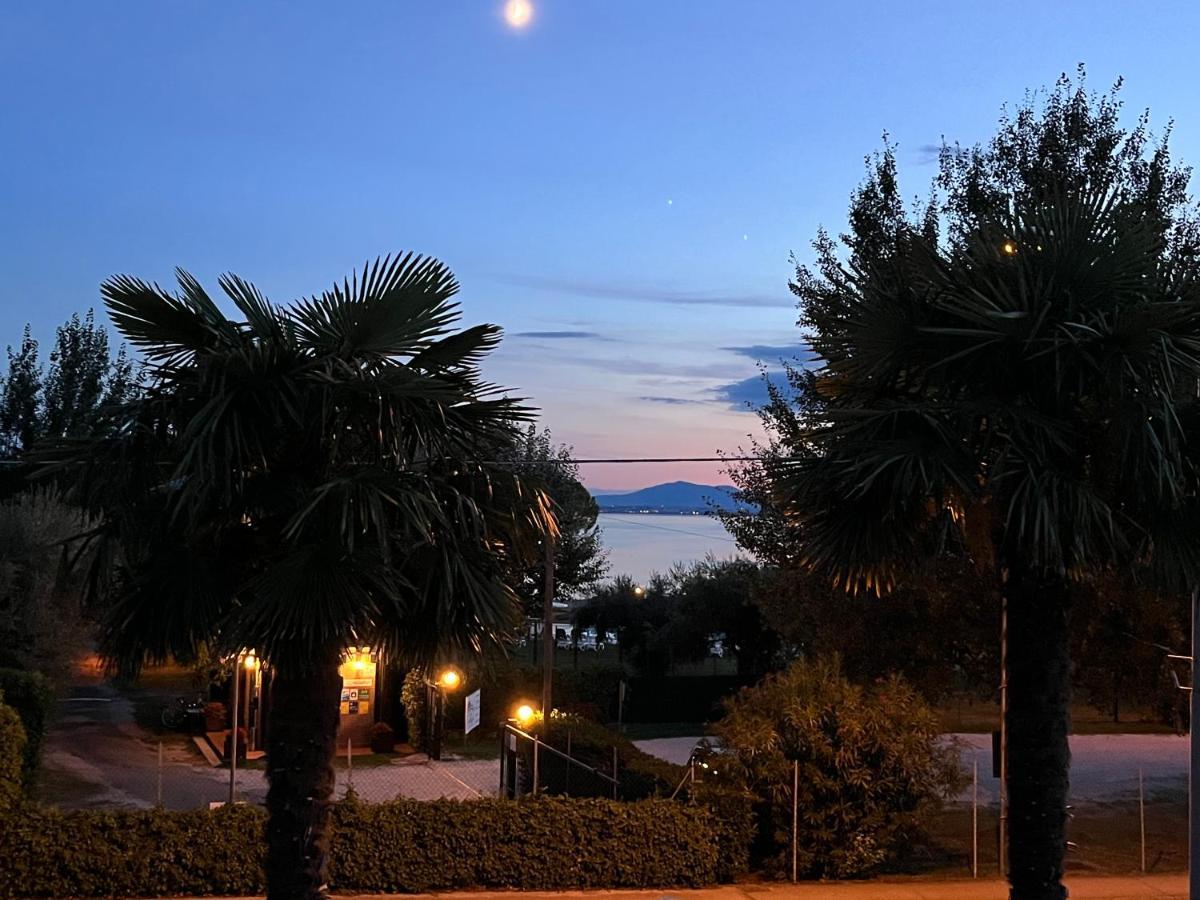 Levar Del Sole Passignano sul Trasimeno Exterior foto